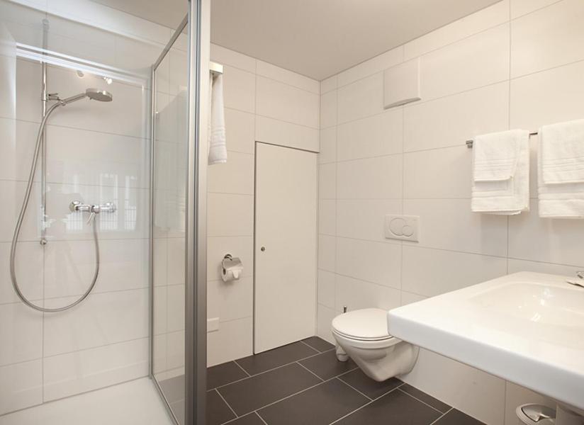 Hotel Taverne Zum Kreuz Olten Exteriör bild
