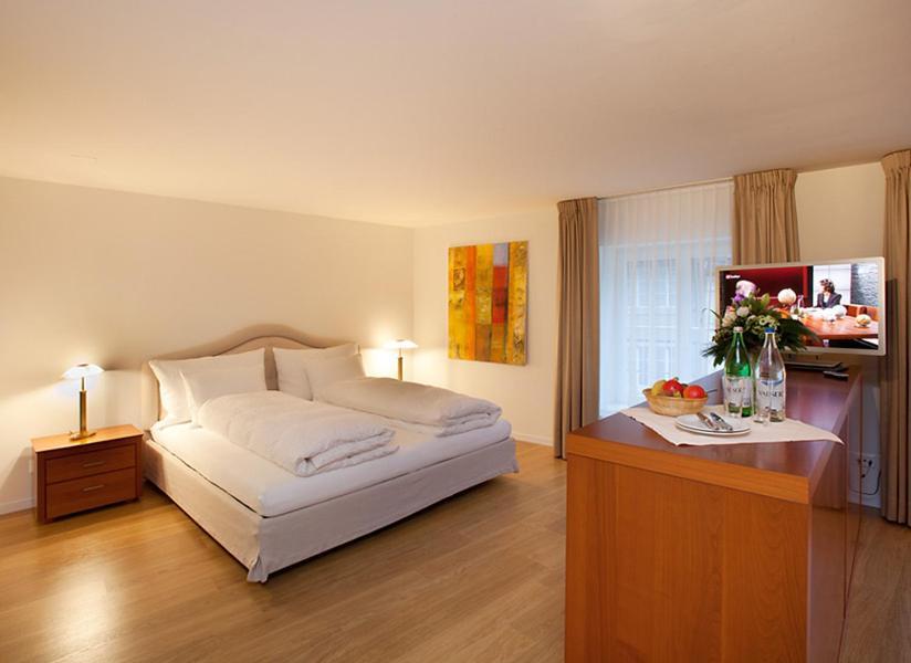 Hotel Taverne Zum Kreuz Olten Exteriör bild