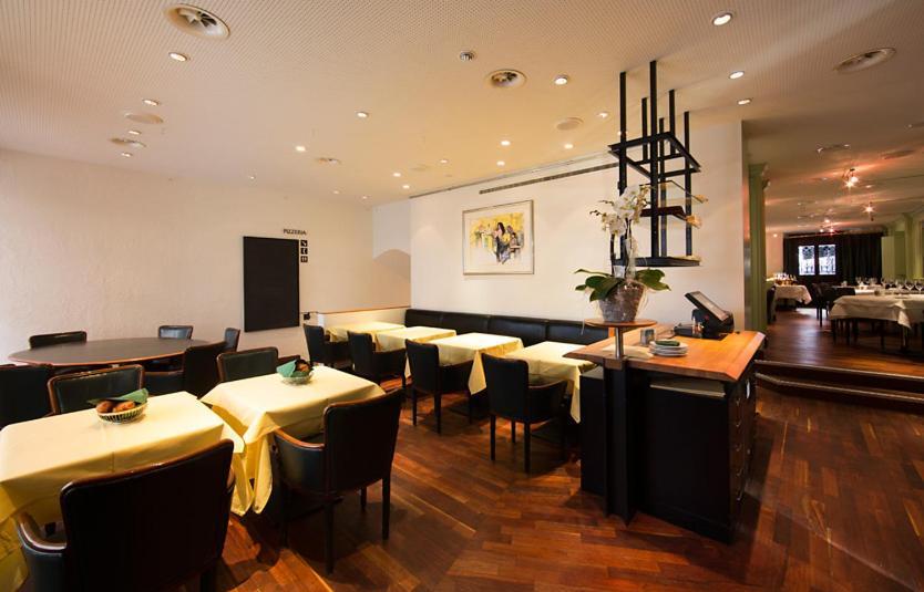 Hotel Taverne Zum Kreuz Olten Exteriör bild